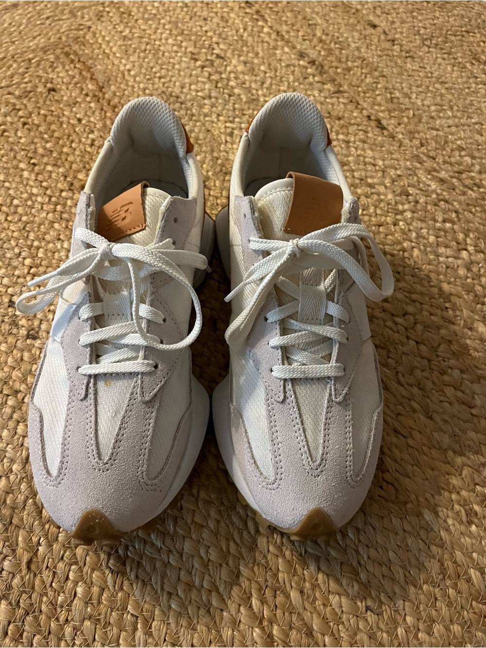 New Balance 327 Sneakers